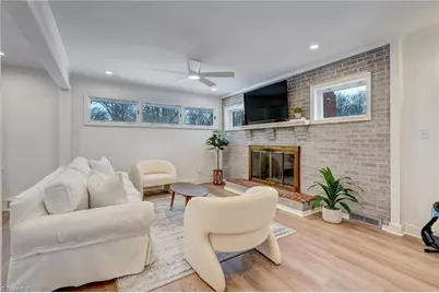 2703 Rockwood Road, Greensboro, NC 27408 - Photo 8