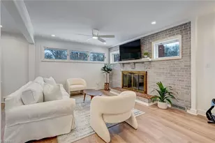 2703 Rockwood Rd, Greensboro, NC 27408 - Photo 8