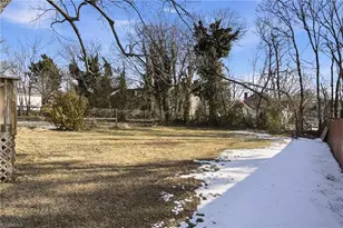 2133 Konnoak View Dr, Winston-Salem, NC 27127 - Photo 24