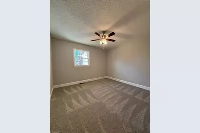 3862 Hartford Street, Winston-Salem, NC 27106 - Photo 4