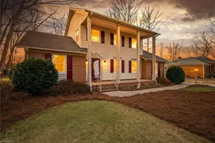 2021 Tennyson Dr, Greensboro, NC 27410 - Photo 36