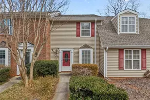 2753 Cottage Pl, Greensboro, NC 27455 - Photo 1