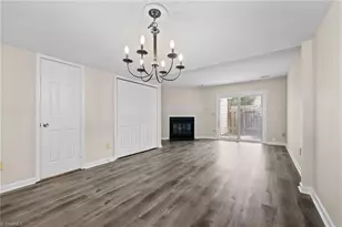 2753 Cottage Pl, Greensboro, NC 27455 - Photo 8