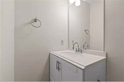 2753 Cottage Place, Greensboro, NC 27455 - Photo 18