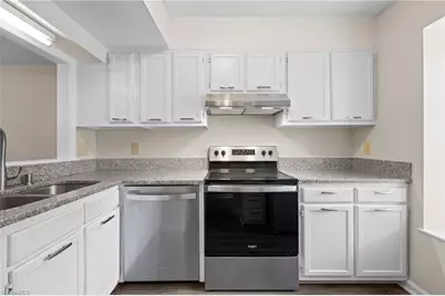 2753 Cottage Place, Greensboro, NC 27455 - Photo 4