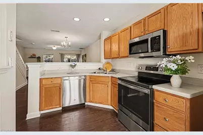 140 Tannenbaum Circle, Greensboro, NC 27410 - Photo 10