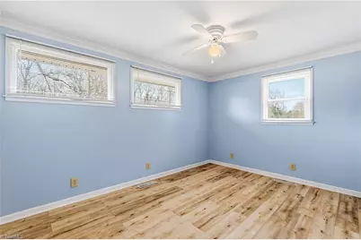 2506 Overbrook Drive, Greensboro, NC 27408 - Photo 30