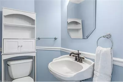 2506 Overbrook Drive, Greensboro, NC 27408 - Photo 36