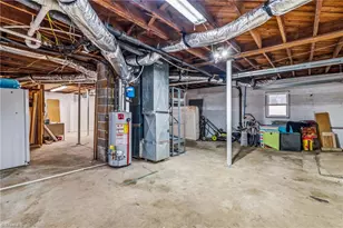 2506 Overbrook Dr, Greensboro, NC 27408 - Photo 38