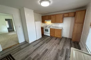 2725 Urban St, Winston-Salem, NC 27107 - Photo 6