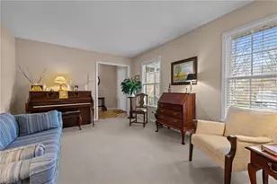 404 Hassellwood Dr, Jamestown, NC 27282 - Photo 8