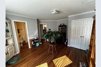 27 Park Village Lane #B, Greensboro, NC 27455 - Photo 10