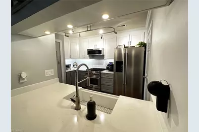 27 Park Village Lane #B, Greensboro, NC 27455 - Photo 4