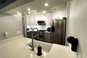 27 Park Village Ln, Greensboro, NC 27455 - Photo 4