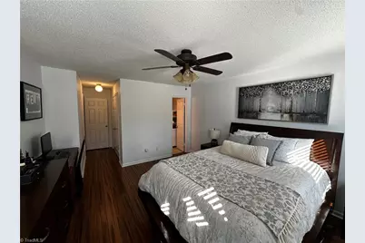 27 Park Village Lane #B, Greensboro, NC 27455 - Photo 32