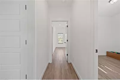 372 W Lee Avenue, Yadkinville, NC 27055 - Photo 12