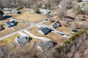 372 W Lee Ave, Yadkinville, NC 27055 - Photo 40