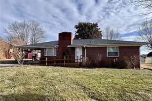 311 James St, Dobson, NC 27017 - Photo 1