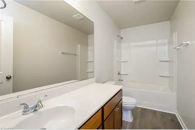 3915 Bissett Way, Greensboro, NC 27405 - Photo 16