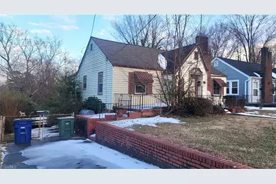 2527 Druid Hills Drive, Winston-Salem, NC 27105 - Photo 2