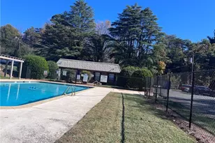 3814 Country Club Rd, Winston-Salem, NC 27104 - Photo 2