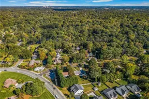 341 N Peace Haven Rd, Winston-Salem, NC 27104 - Photo 16