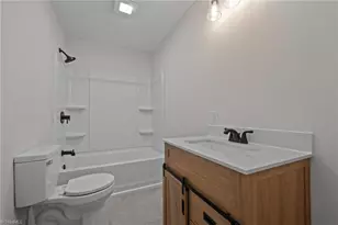 2304 Ford Pl, Greensboro, NC 27406 - Photo 10