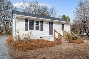 2304 Ford Pl, Greensboro, NC 27406 - Photo 2