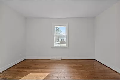 2304 Ford Place, Greensboro, NC 27406 - Photo 18