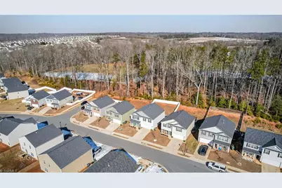 4732 Black Forest Drive, Greensboro, NC 27405 - Photo 38