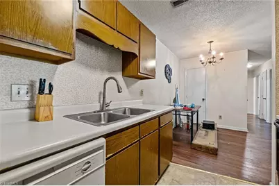 5613 Hornaday Road #N, Greensboro, NC 27409 - Photo 6