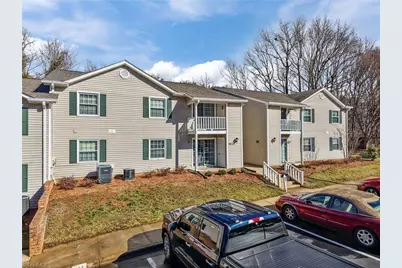5613 Hornaday Road #N, Greensboro, NC 27409 - Photo 2