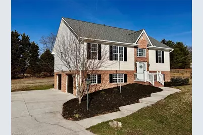 6148 Tory Court, High Point, NC 27265 - Photo 22
