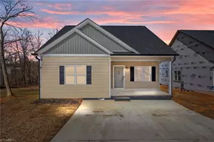 43 Robbins Cir, Lexington, NC 27292 - Photo 1