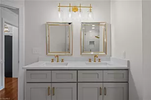 330 W Presnell St, Asheboro, NC 27203 - Photo 22