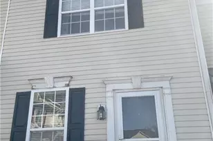 4039 Tarrant Trace Cir, High Point, NC 27265 - Photo 2