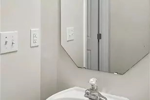 4039 Tarrant Trace Cir, High Point, NC 27265 - Photo 18