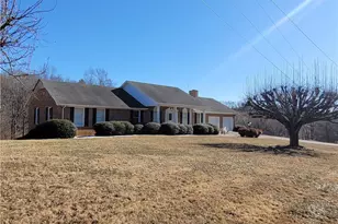 730 Blue Hollow Rd, Mount Airy, NC 27030 - Photo 2