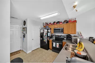 2083 Tea Berry Court, Winston-Salem, NC 27127 - Photo 8