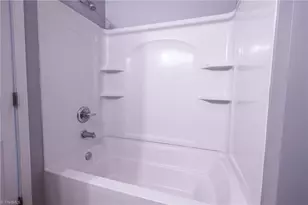 4701 Pennoak Ln, Greensboro, NC 27407 - Photo 12