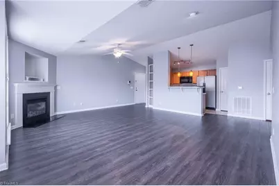 4701 Pennoak Lane #M, Greensboro, NC 27407 - Photo 4