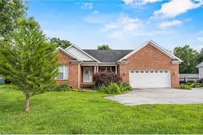 242 Hasty School Road, Thomasville, NC 27360 - Photo 2