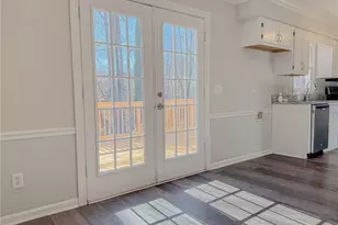 4000 Grind Stone Ct, High Point, NC 27265 - Photo 6