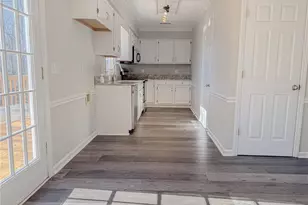 4000 Grind Stone Ct, High Point, NC 27265 - Photo 8