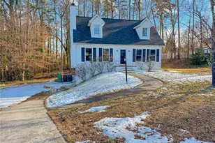 4000 Grind Stone Ct, High Point, NC 27265 - Photo 2