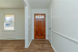 213 Sidney St, Lexington, NC 27295 - Photo 4