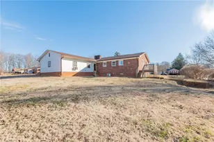 213 Sidney St, Lexington, NC 27295 - Photo 30