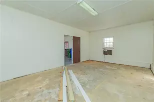 213 Sidney St, Lexington, NC 27295 - Photo 28