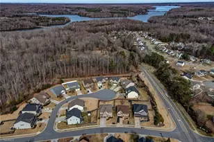 405 Summerwalk Rd, Greensboro, NC 27455 - Photo 4