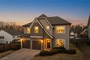 405 Summerwalk Rd, Greensboro, NC 27455 - Photo 2